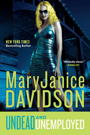 Undead and Unemployed Paperback by MaryJanice Davidson