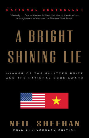 A Bright Shining Lie Paperback by Neil Sheehan