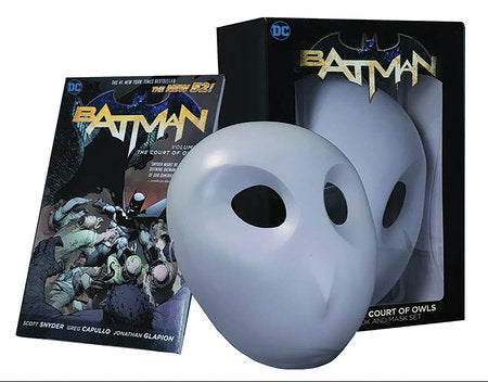 Batman: The Court of Owls Paperback by Scott Snyder