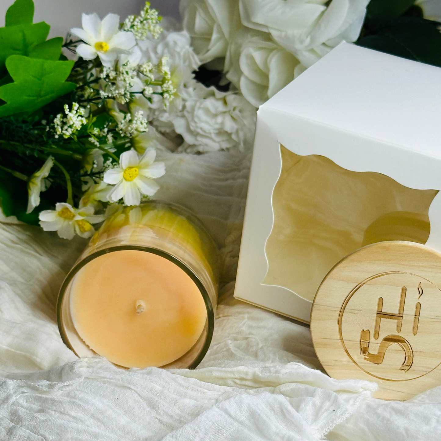 Hi5 Scented Candle,  Luxurious Soy Wax, Single Wick, 40-45 Hours Burn Time, 8 oz (172g) 160gm