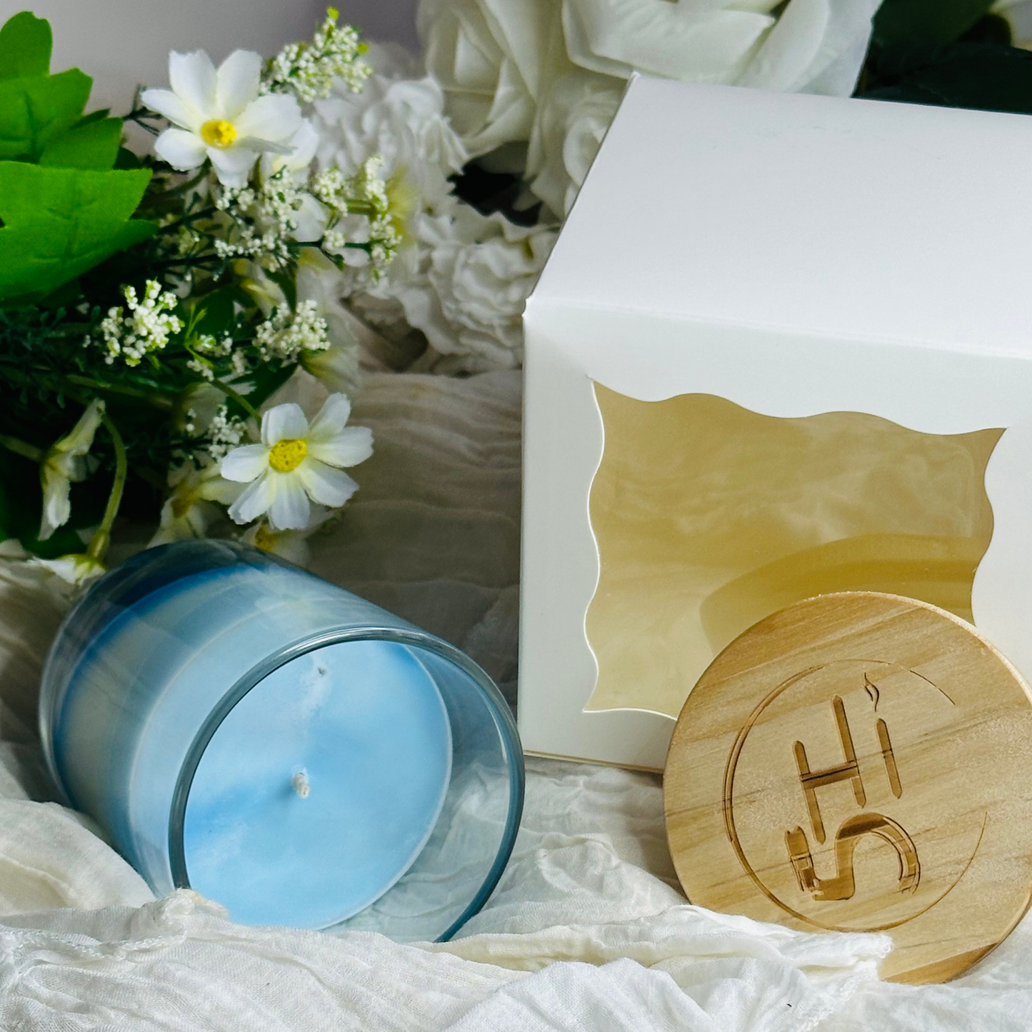 Hi5 Scented Candle,  Luxurious Soy Wax, Single Wick, 40-45 Hours Burn Time, 8 oz (172g) 160gm