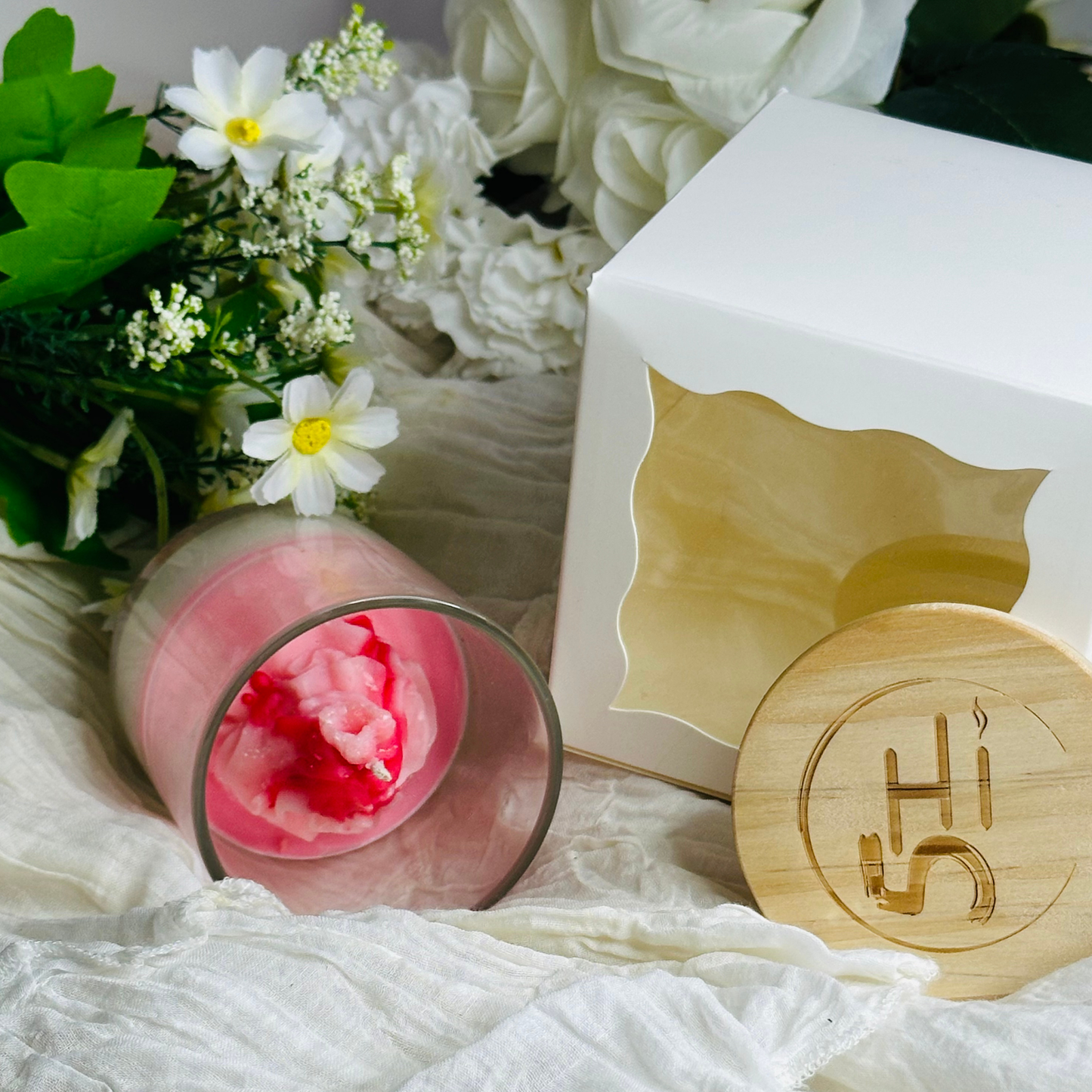 Hi5 Scented Candle,  Luxurious Soy Wax, Single Wick, 40-45 Hours Burn Time, 8 oz (172g) 160gm