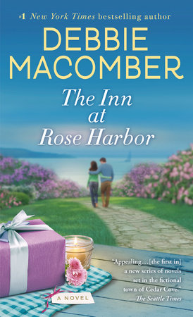 The Inn at Rose Harbor Paperback by Debbie Macomber