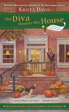 The Diva Haunts the House Paperback by Krista Davis