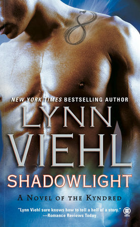 Shadowlight Paperback by Lynn Viehl