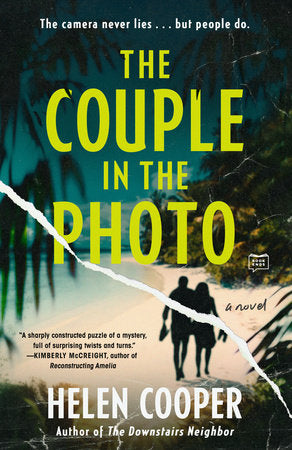 The Couple in the Photo Paperback by Helen Cooper
