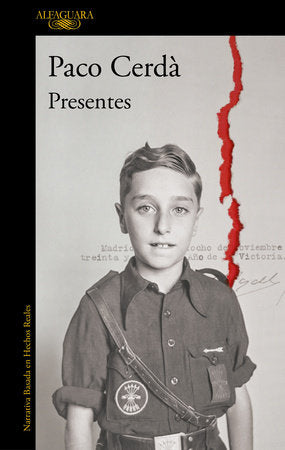 Presentes / Presents Paperback by Paco Cerda
