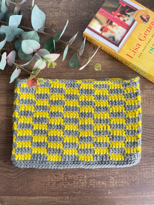 Handmade Crochet Booksleeve / Kindle or Tab Sleeve